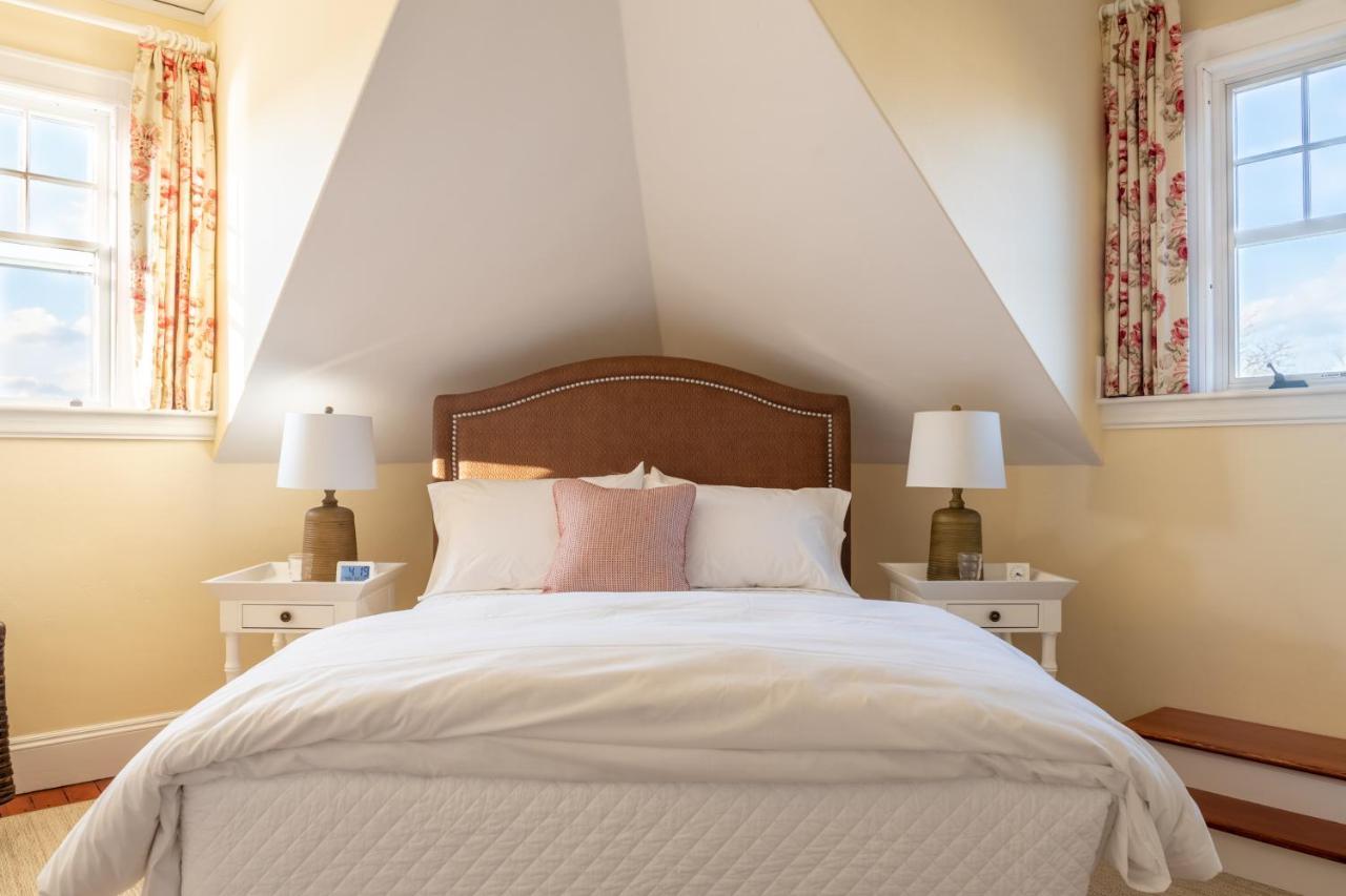 Margin Street Inn Westerly Bagian luar foto
