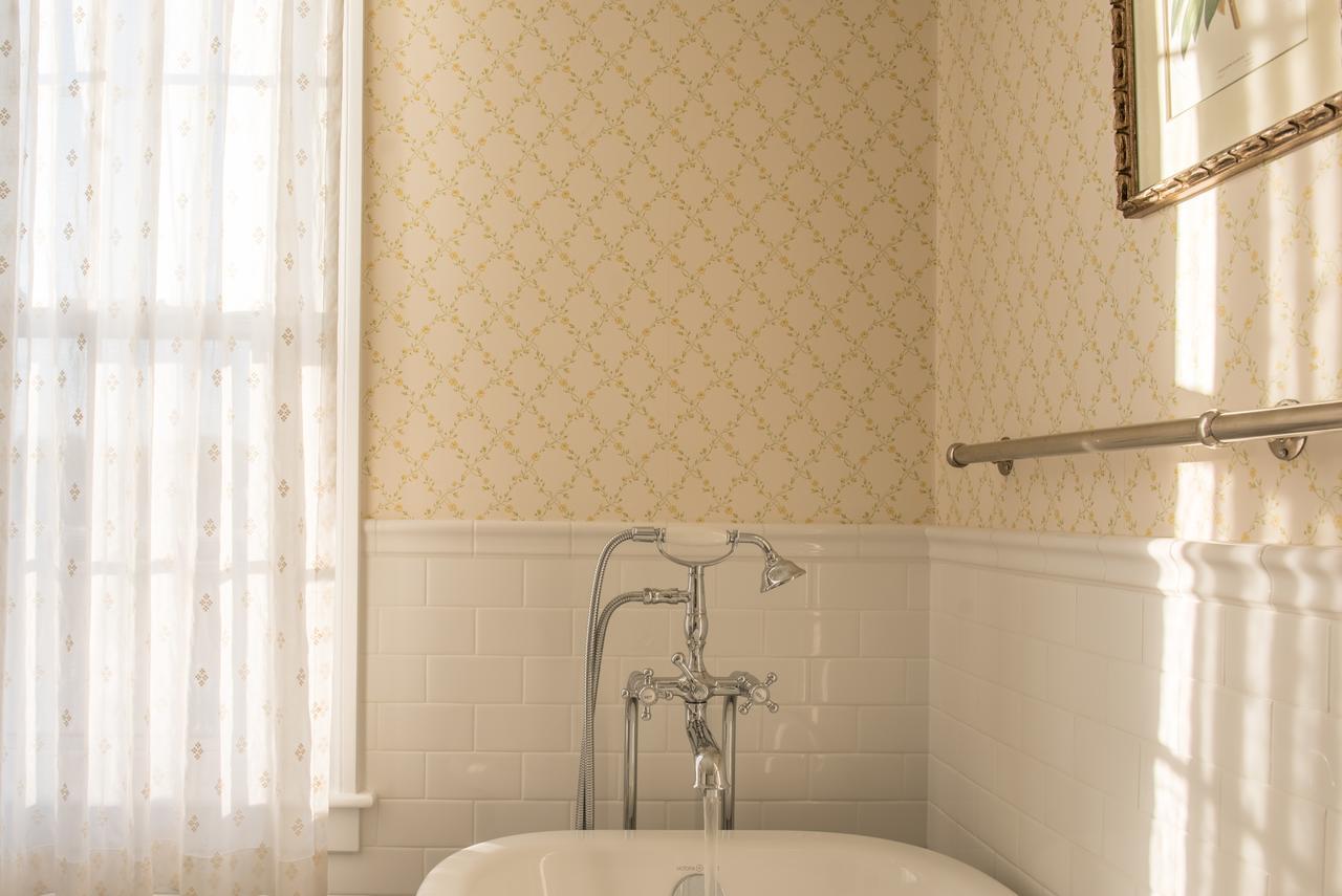 Margin Street Inn Westerly Bagian luar foto