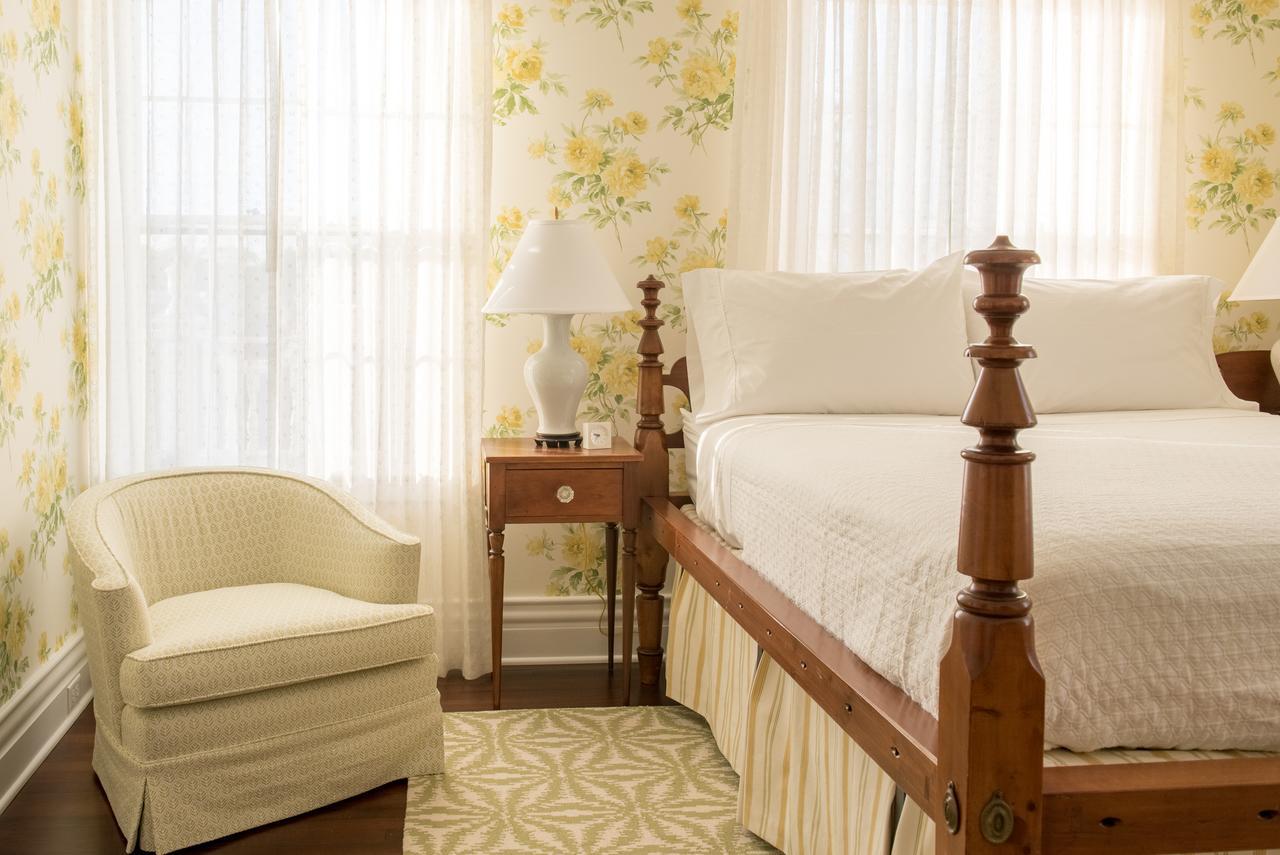 Margin Street Inn Westerly Bagian luar foto