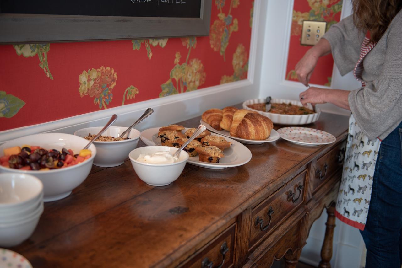 Margin Street Inn Westerly Bagian luar foto
