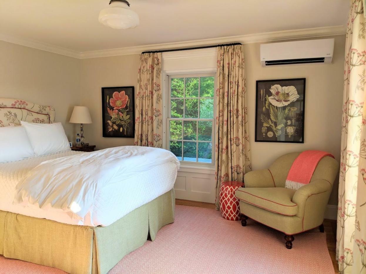 Margin Street Inn Westerly Bagian luar foto