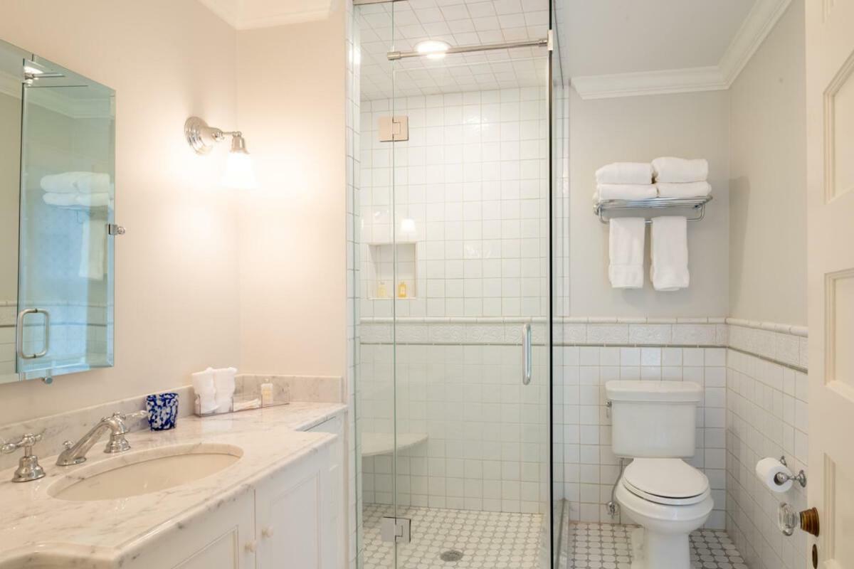 Margin Street Inn Westerly Bagian luar foto